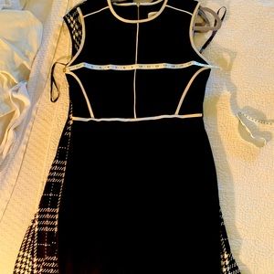 Calvin Dress, lightweight, below knee, great for work